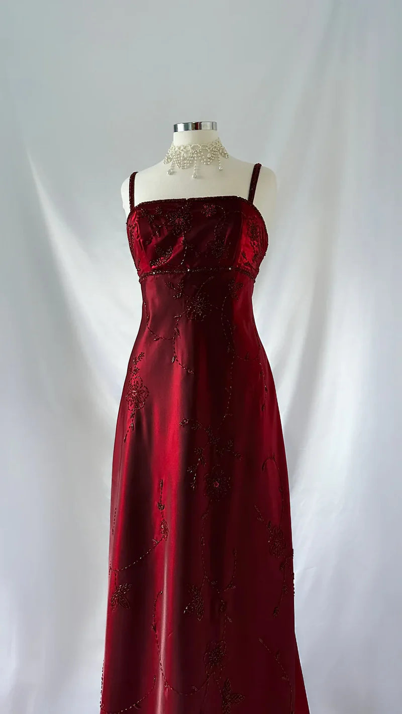 ROBE DOS NU ROUGE